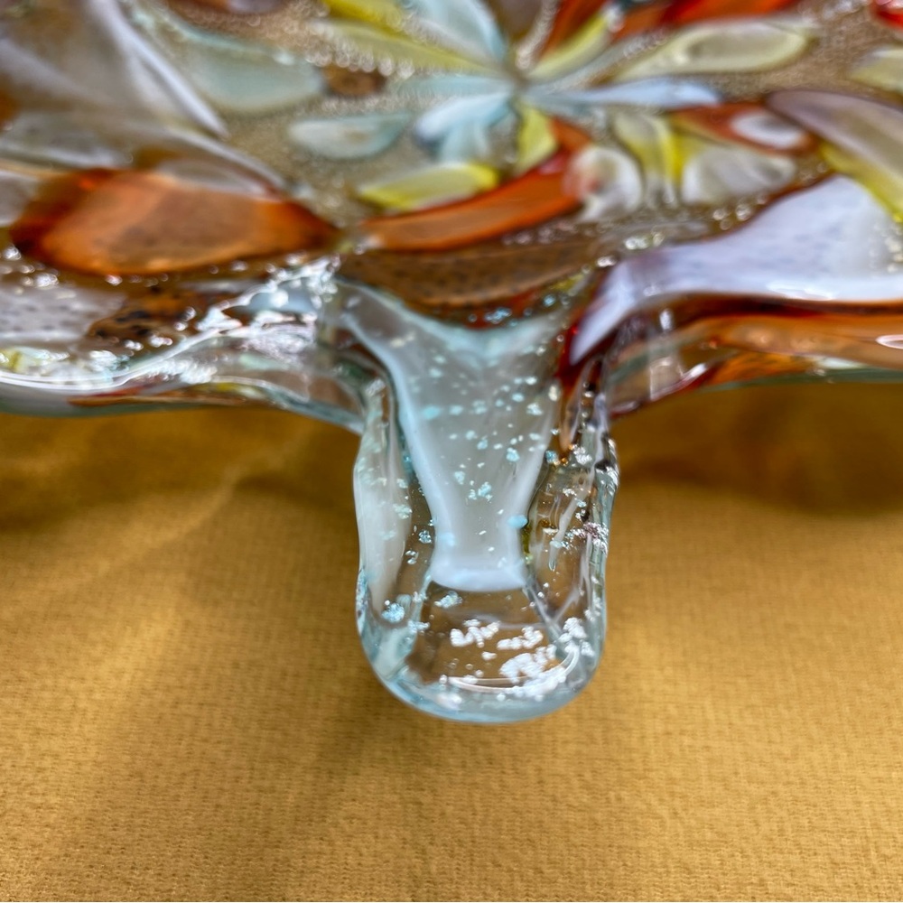 Vintage Venetian Murano art glass leaf shape bowl / dish - Picture 2 of 11